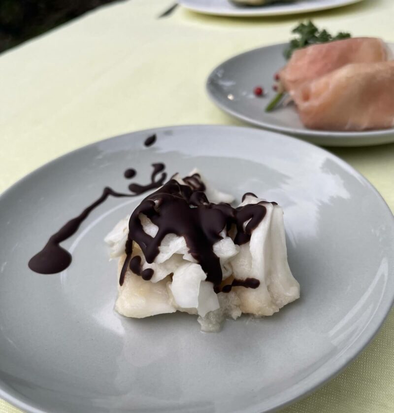 アテモヤとブラックチョコレート